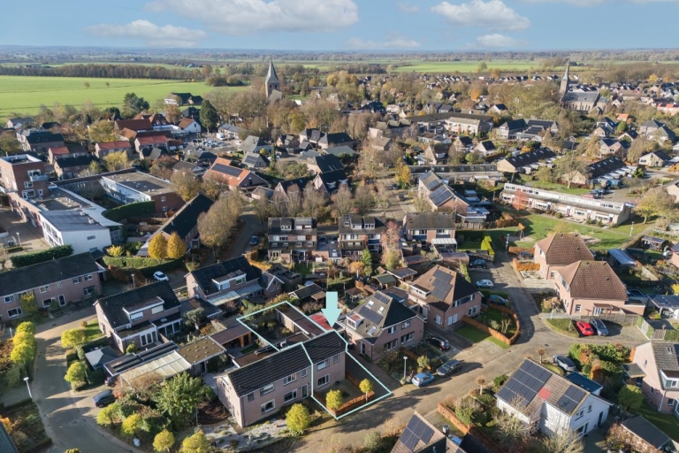 Koningin Julianalaan 17 Koningin Julianalaan 17