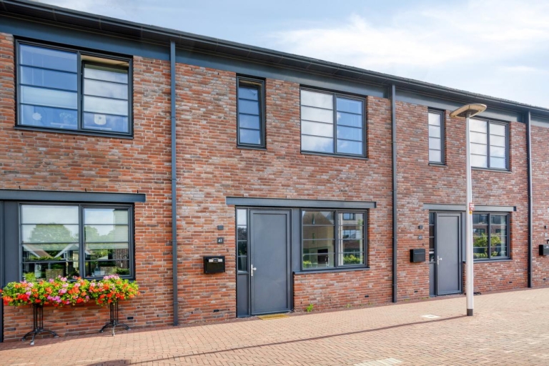 R.A. de Monchystraat 41, 7555NZ HENGELO